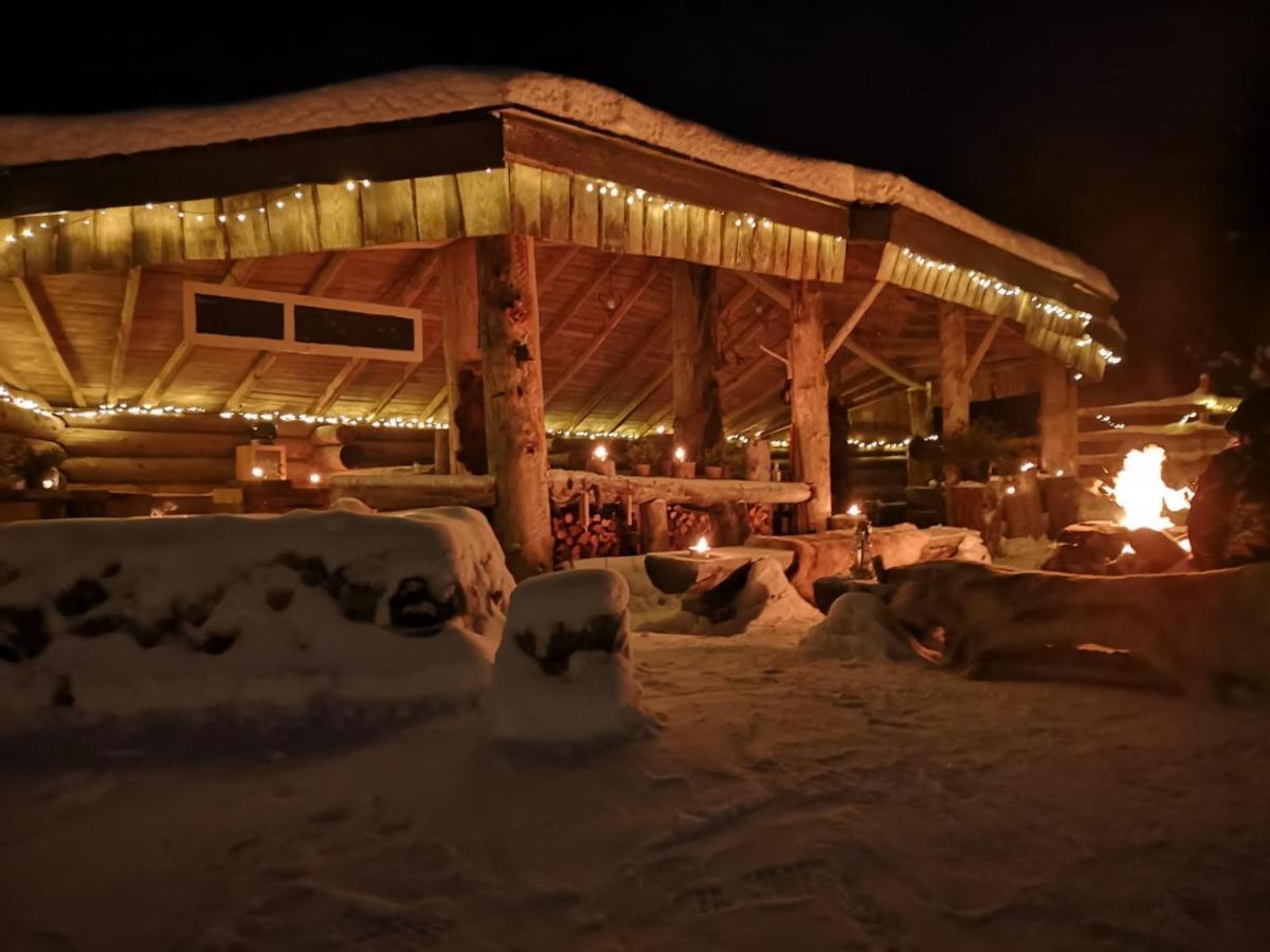 Ajakka Kuusamo Exteriör bild