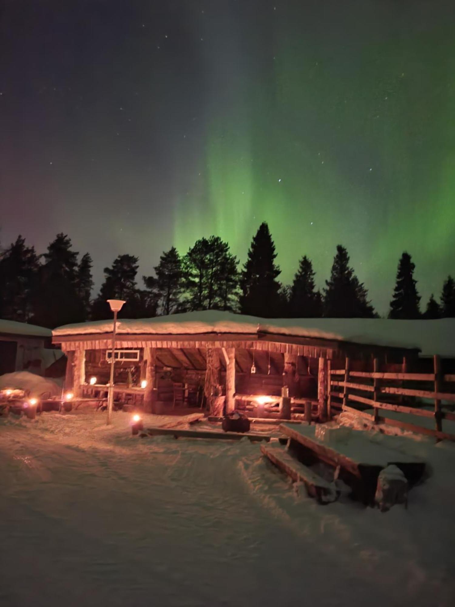 Ajakka Kuusamo Exteriör bild
